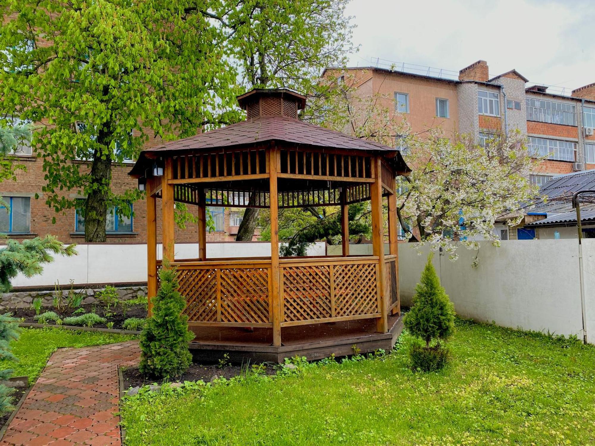 Hotel Орхідея Romny Exterior foto